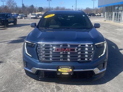 2025 GMC Acadia Denali