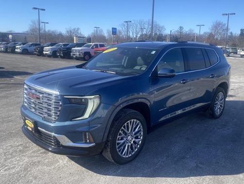 2025 GMC Acadia Denali