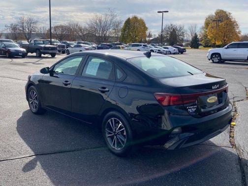 2022 Kia Forte LXS