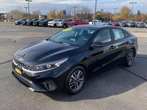 2022 Kia Forte LXS