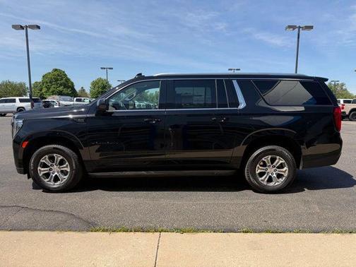 Onyx Black 2024 GMC Yukon XL SLE