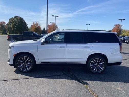 2024 Cadillac Escalade Sport