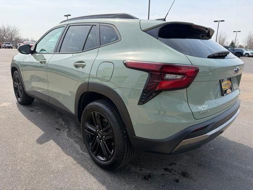 Cacti Green 2024 Chevrolet Trax FWD ACTIV