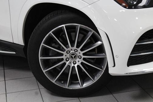 White 2023 Mercedes-Benz GLE 450 4MATIC