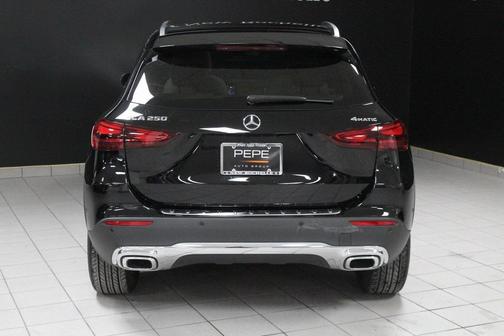 2025 Mercedes-Benz GLA 250 Base 4MATIC