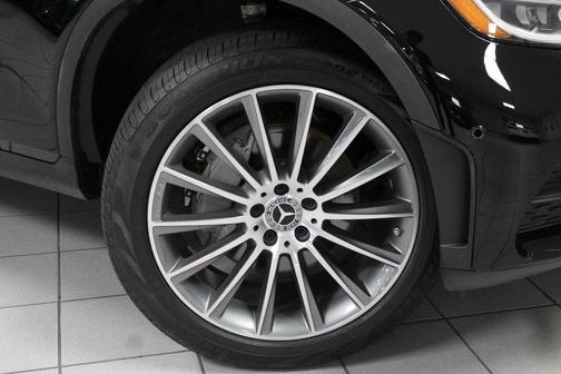 2021 Mercedes-Benz GLC 300 Base 4MATIC