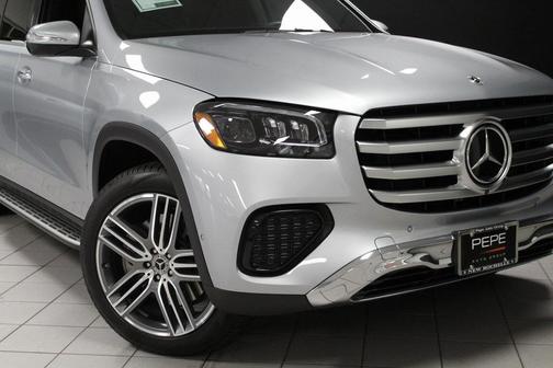 2025 Mercedes-Benz GLS 450 4MATIC