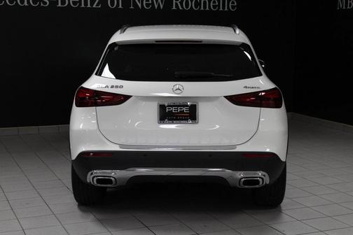 2025 Mercedes-Benz GLA 250 Base 4MATIC