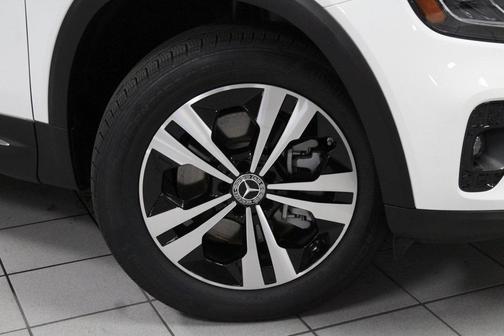 2025 Mercedes-Benz GLB 250 Base 4MATIC