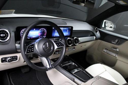 2025 Mercedes-Benz GLB 250 Base 4MATIC