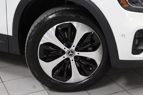 2026 Mercedes-Benz GLB 250 Base 4MATIC