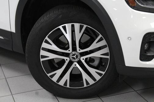 2025 Mercedes-Benz GLB 250 Base 4MATIC