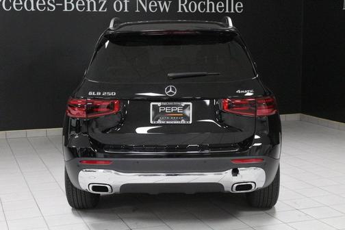 2025 Mercedes-Benz GLB 250 Base 4MATIC