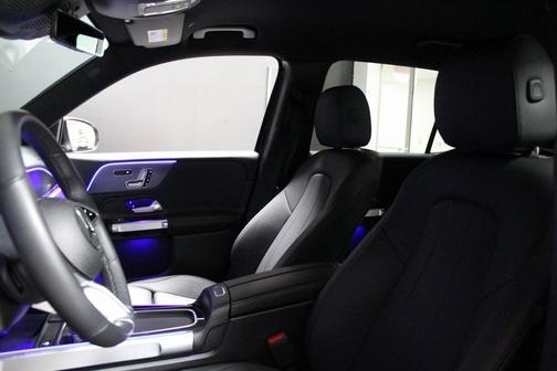 2025 Mercedes-Benz GLB 250 Base 4MATIC