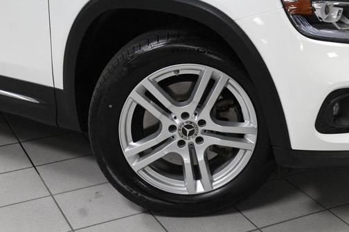 Polar White 2022 Mercedes-Benz GLB 250 Base 4MATIC