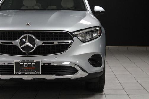 Cirrus Silver Metallic 2026 Mercedes-Benz GLC 300 Base 4MATIC