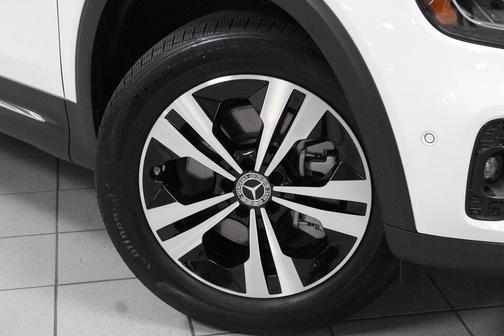 2025 Mercedes-Benz GLB 250 Base 4MATIC
