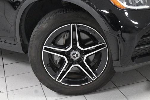 2021 Mercedes-Benz GLC 300 Base 4MATIC