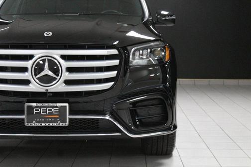 Obsidian Black Metallic 2024 Mercedes-Benz GLS 450 4MATIC
