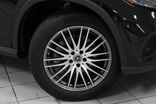 2025 Mercedes-Benz GLC 300 Base 4MATIC