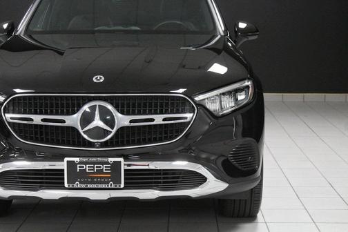 2025 Mercedes-Benz GLC 300 Base 4MATIC