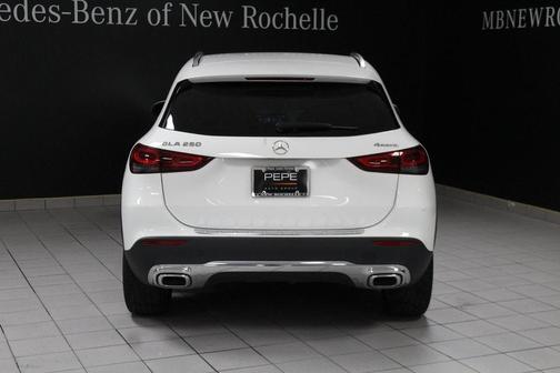 2023 Mercedes-Benz GLA 250 Base 4MATIC