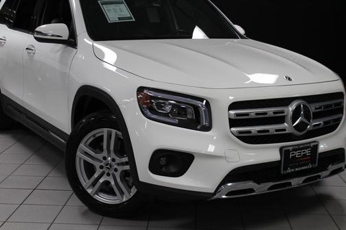 Polar White 2023 Mercedes-Benz GLB 250 Base 4MATIC