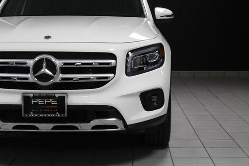 Polar White 2023 Mercedes-Benz GLB 250 Base 4MATIC