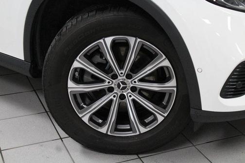 2024 Mercedes-Benz GLC 300 Base 4MATIC