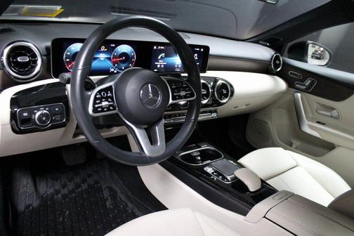 2020 Mercedes-Benz A-Class A 220 4MATIC