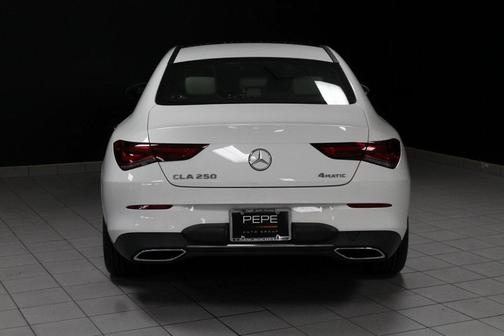 2022 Mercedes-Benz CLA 250 Base 4MATIC