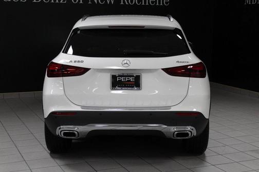 2025 Mercedes-Benz GLA 250 Base 4MATIC