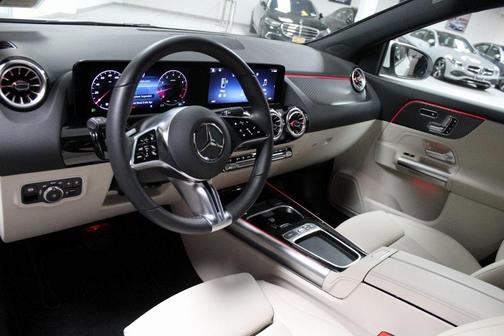 2025 Mercedes-Benz GLA 250 Base 4MATIC