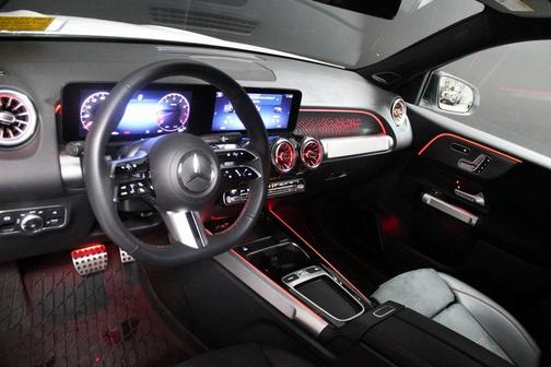 2025 Mercedes-Benz GLB 250 Base 4MATIC