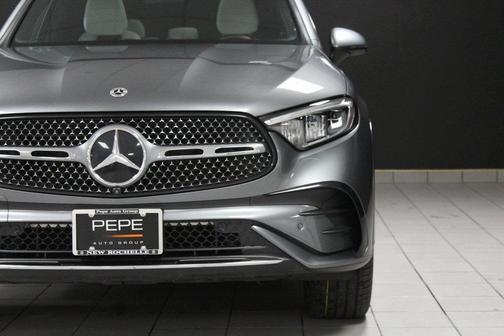 2023 Mercedes-Benz GLC 300 Base 4MATIC
