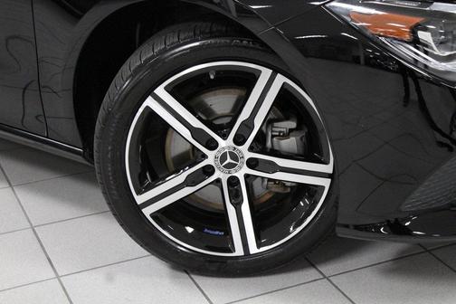 2022 Mercedes-Benz CLA 250 Base 4MATIC