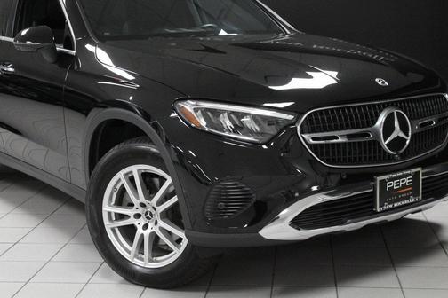 2023 Mercedes-Benz GLC 300 Base 4MATIC