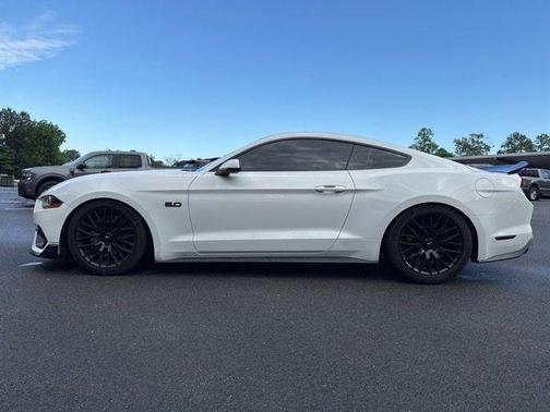 OXFORD WHITE 2019 Ford Mustang GT Premium
