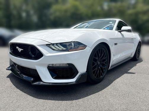 OXFORD WHITE 2019 Ford Mustang GT Premium
