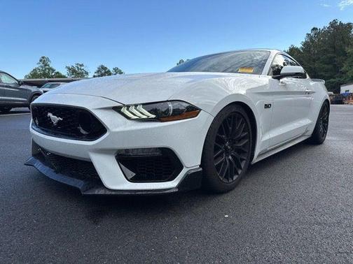 OXFORD WHITE 2019 Ford Mustang GT Premium