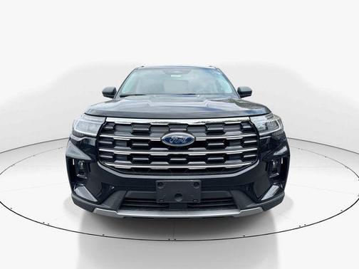 AGATE BLACK METALLIC 2026 Ford Explorer Active w/200A Pkg