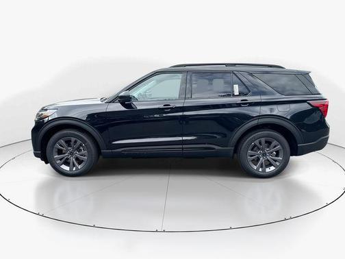 AGATE BLACK METALLIC 2026 Ford Explorer Active w/200A Pkg