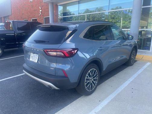 VAPOR BLUE METALLIC 2023 Ford Escape PHEV SE
