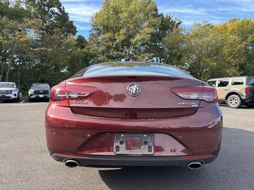 2018 Buick Regal Sportback Essence