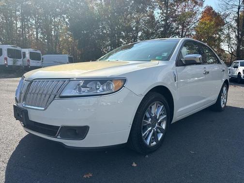 2012 Lincoln MKZ Base