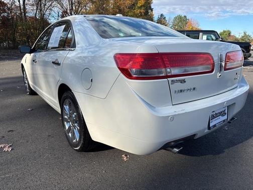 2012 Lincoln MKZ Base