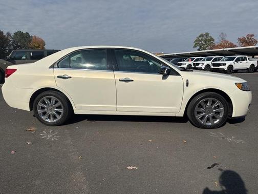 2012 Lincoln MKZ Base