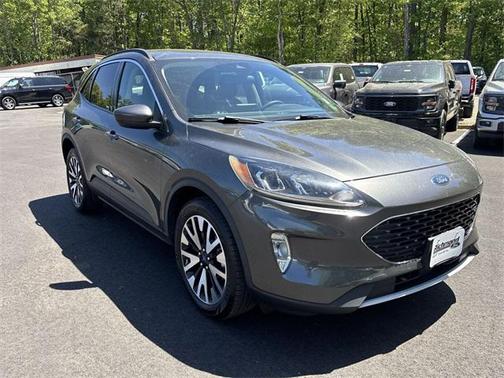 2020 Ford Escape SEL