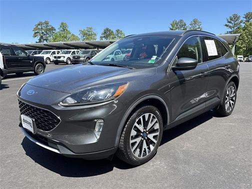 2020 Ford Escape SEL