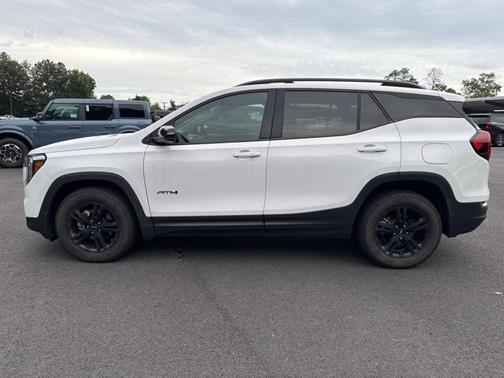 2022 GMC Terrain AWD AT4